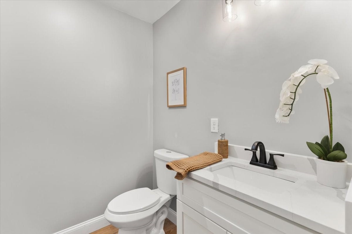 19 Hunter St #2, Taunton, MA, 19 Hunter St #2, Taunton, MA Photo #8