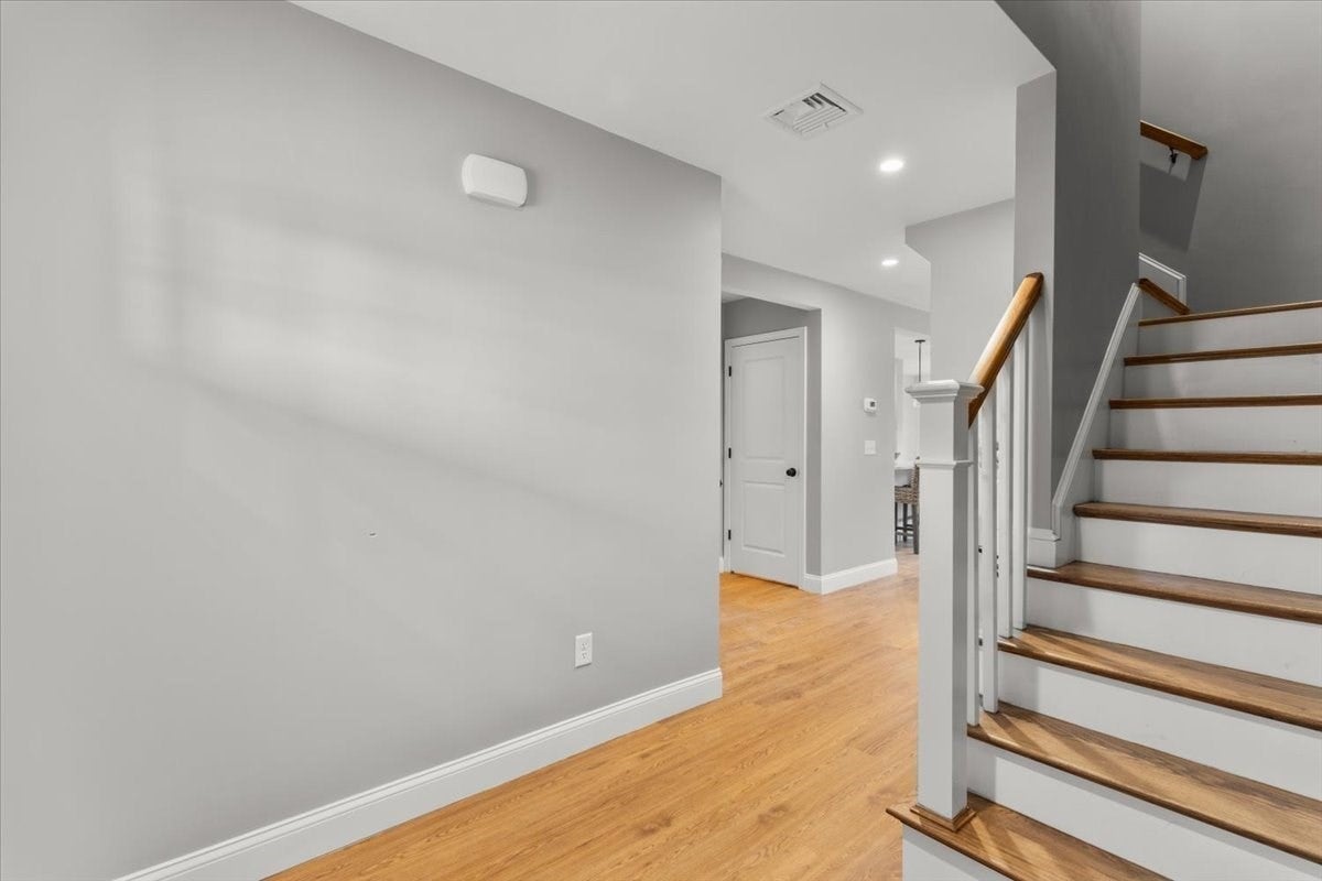 19 Hunter St #2, Taunton, MA, 19 Hunter St #2, Taunton, MA Photo #5