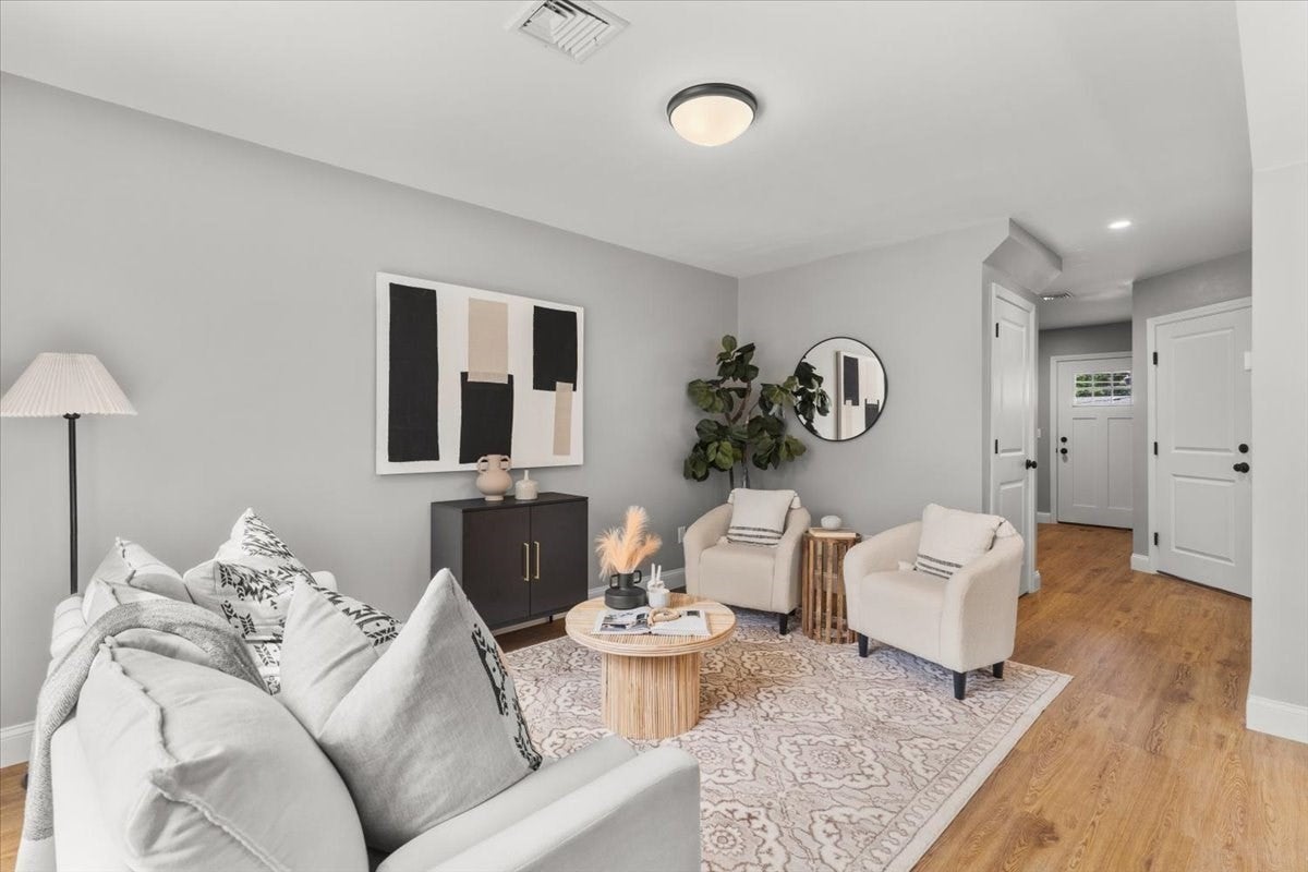 19 Hunter St #2, Taunton, MA, 19 Hunter St #2, Taunton, MA Photo #11