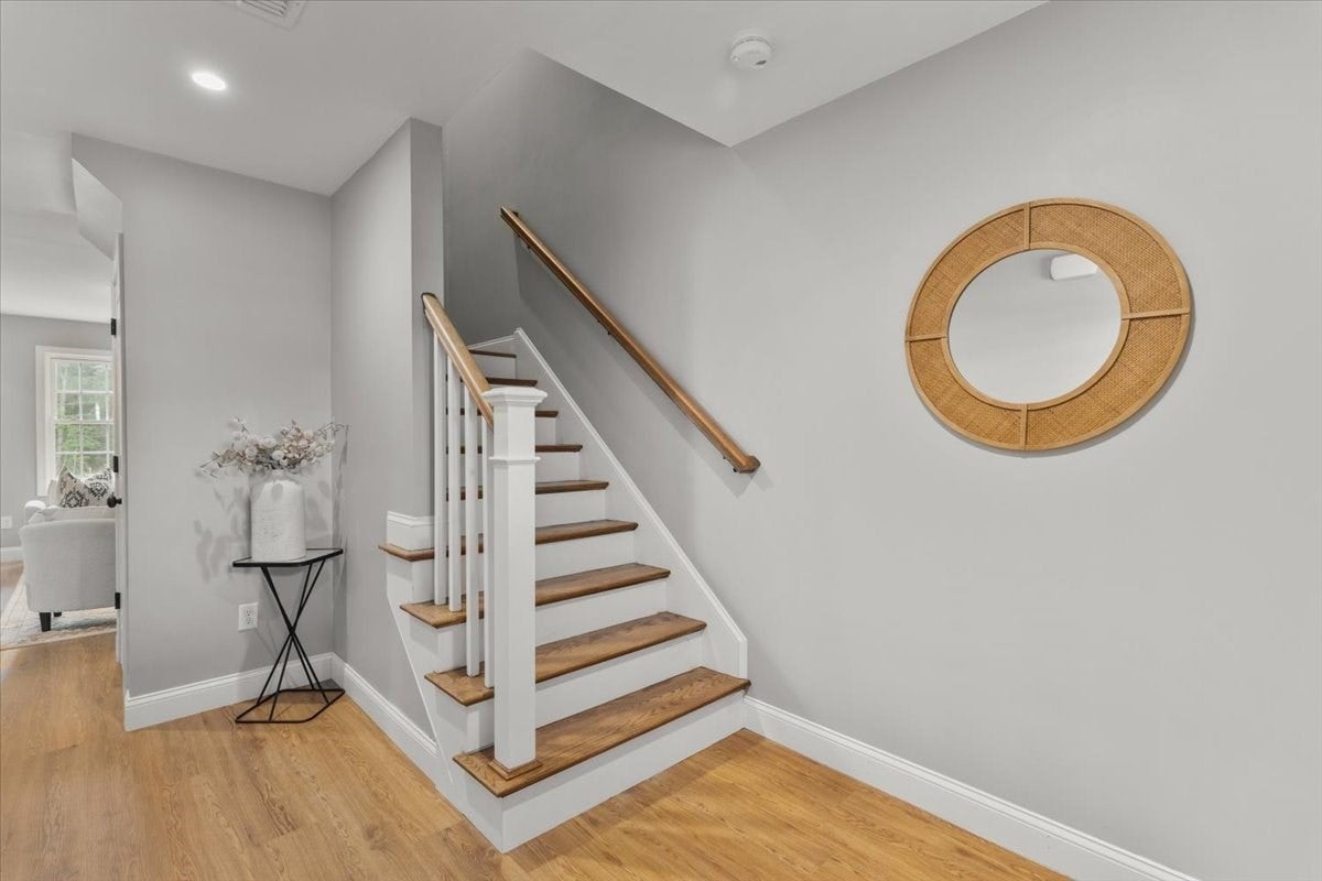 19 Hunter St #2, Taunton, MA, 19 Hunter St #2, Taunton, MA Photo #4