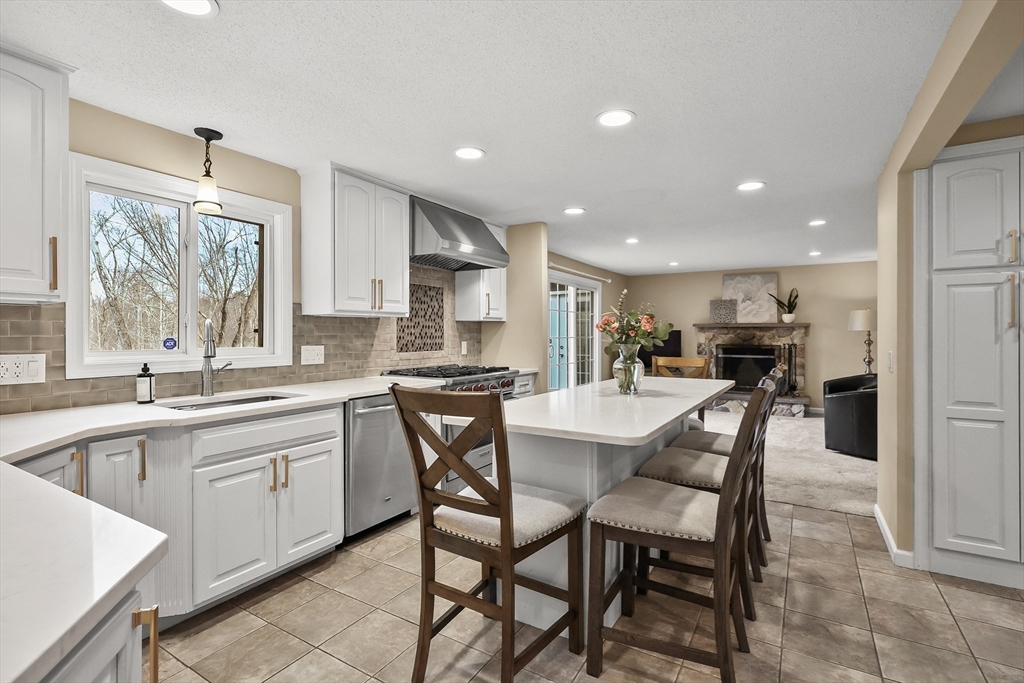 12 Old Carriage Drive