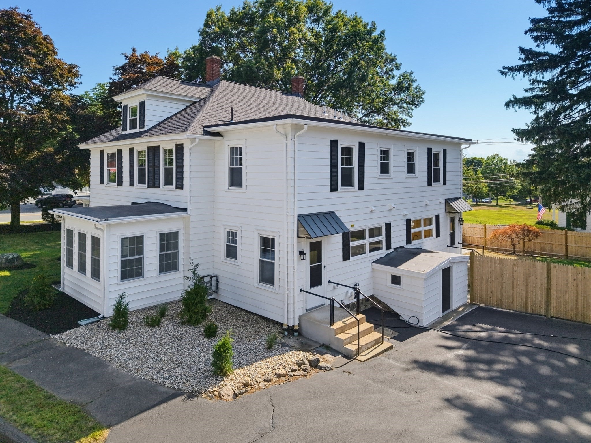 163 Prospect St 163