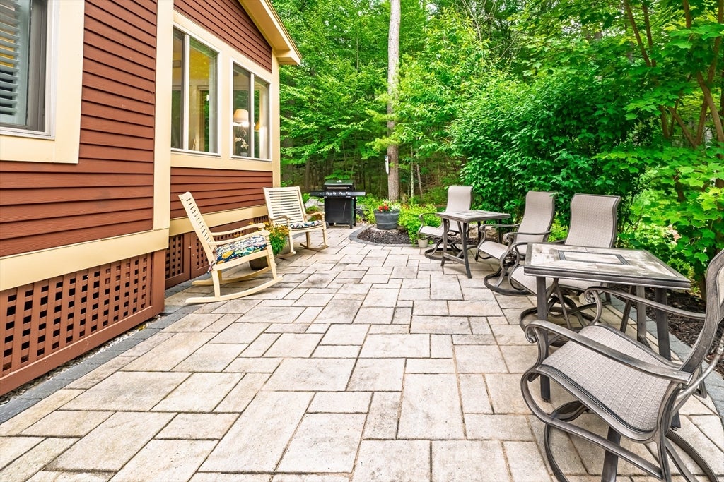 38 Whispering Pines Rd 38