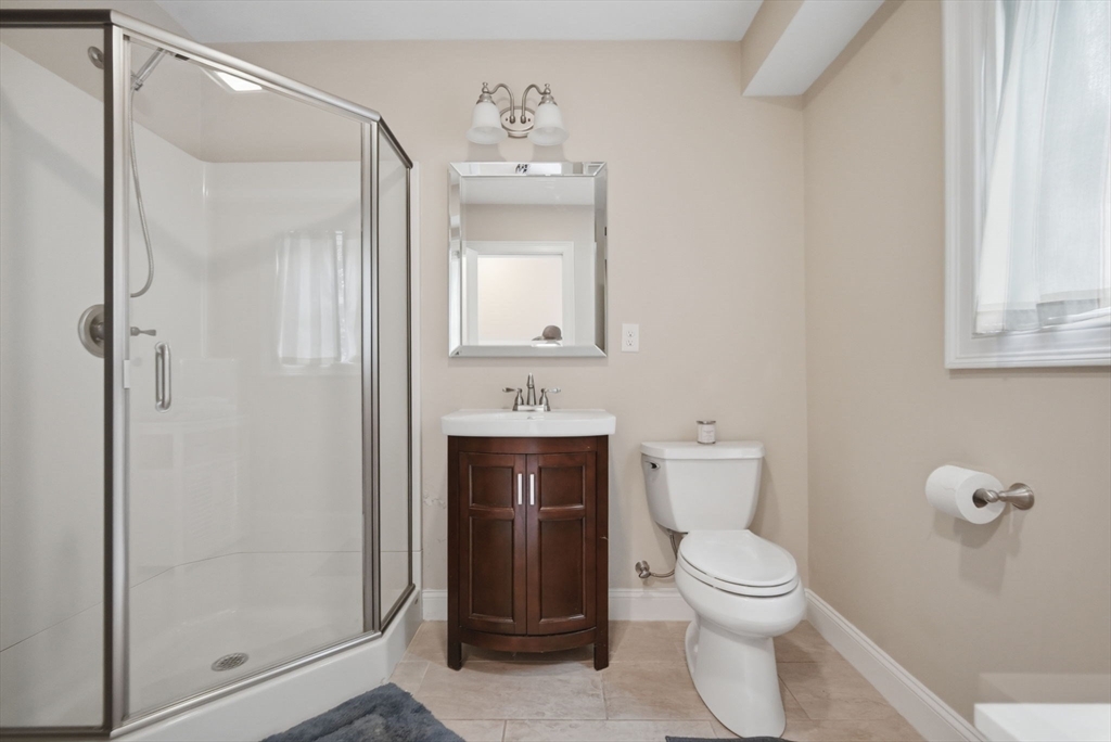 205 Bishop St, Framingham, MA Photo #29