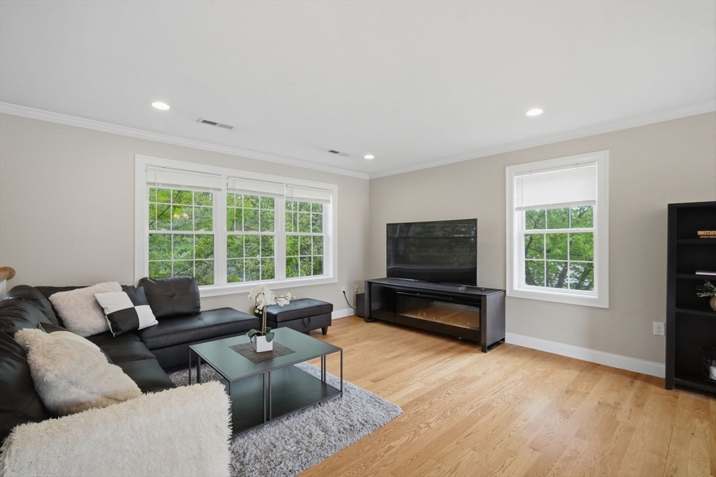 205 Bishop St, Framingham, MA Photo #10