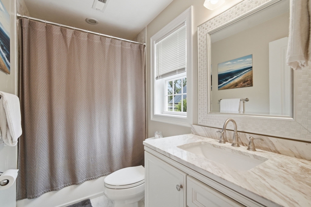 205 Bishop St, Framingham, MA Photo #18