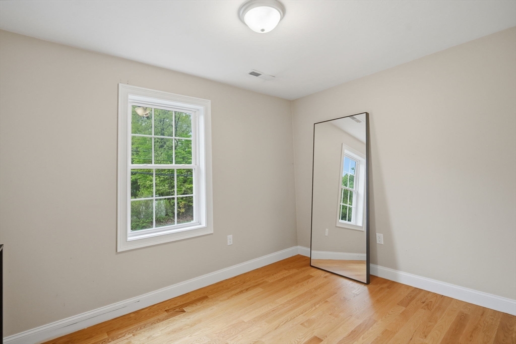 205 Bishop St, Framingham, MA Photo #20