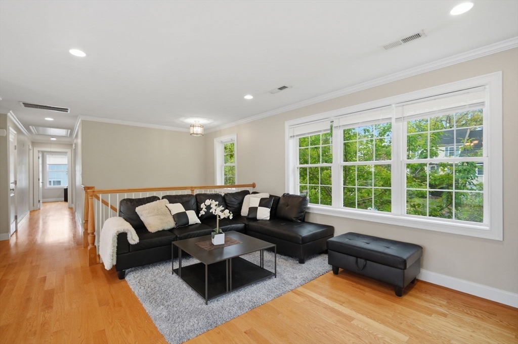 205 Bishop St, Framingham, MA Photo #11