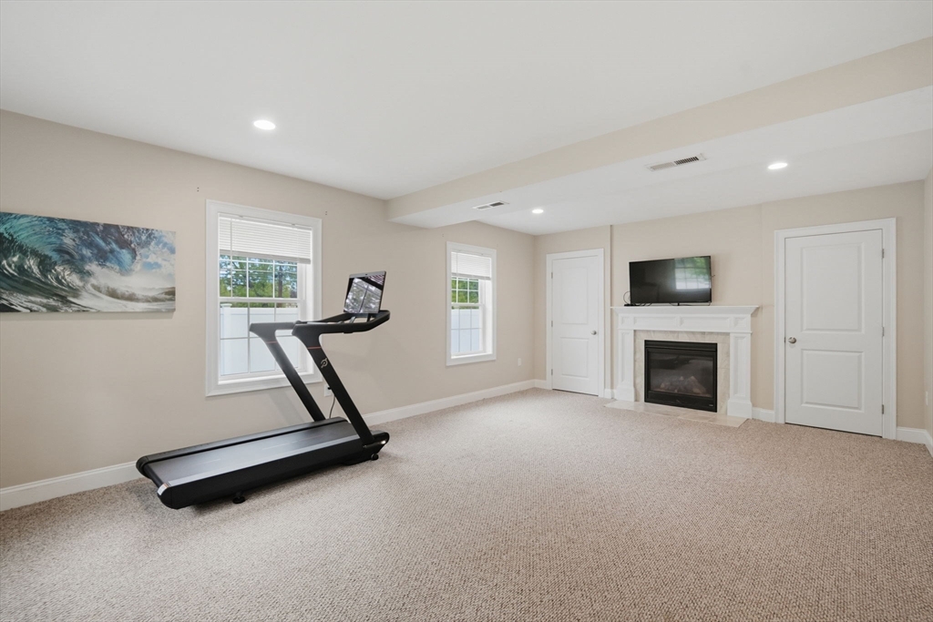 205 Bishop St, Framingham, MA Photo #25