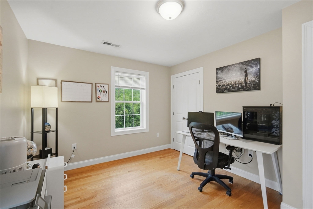205 Bishop St, Framingham, MA Photo #22