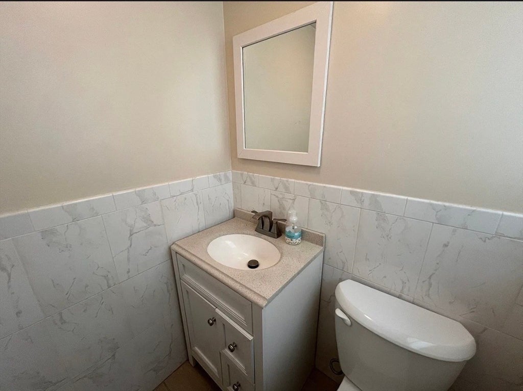 302 Old Post Road #302, Sharon, MA Photo #18