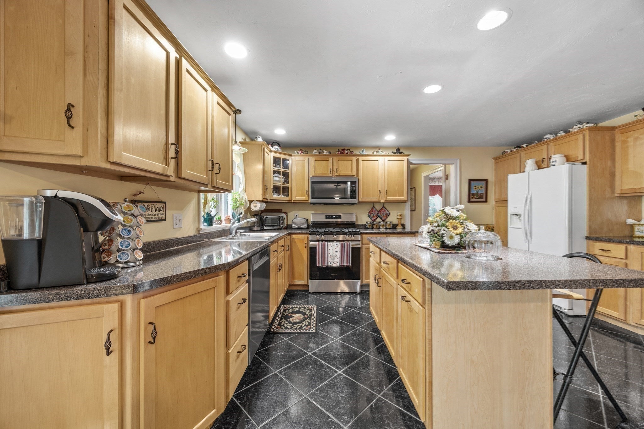 37 Malbone St, Lakeville, MA Photo #26
