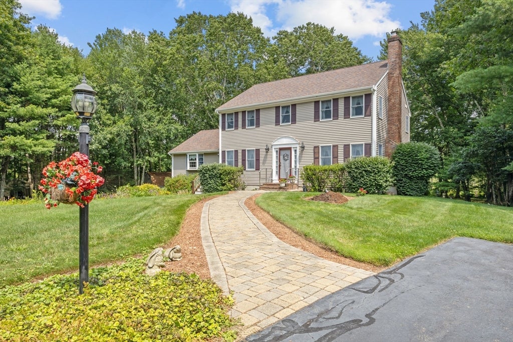 37 Malbone St, Lakeville, MA Photo #1