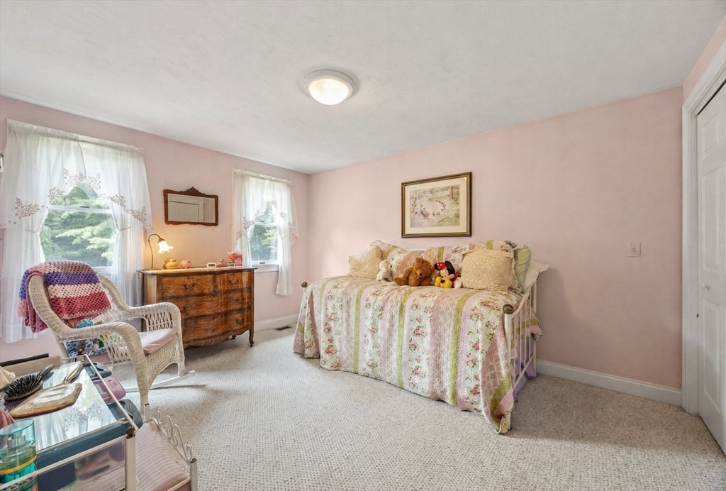 37 Malbone St, Lakeville, MA Photo #30