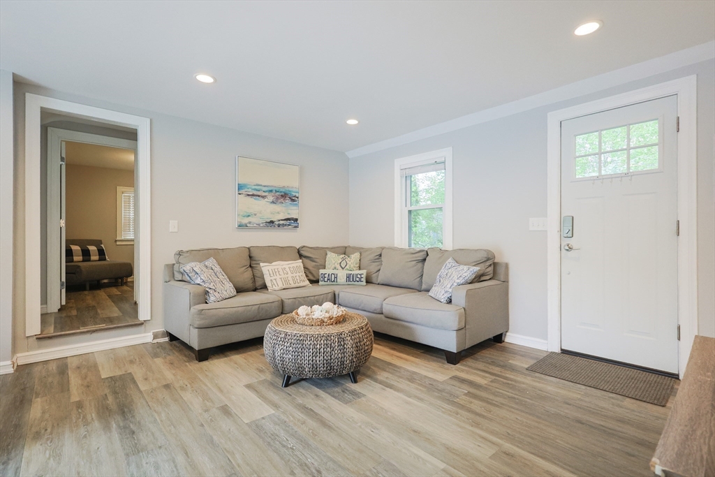 5 Birch Hill Rd
