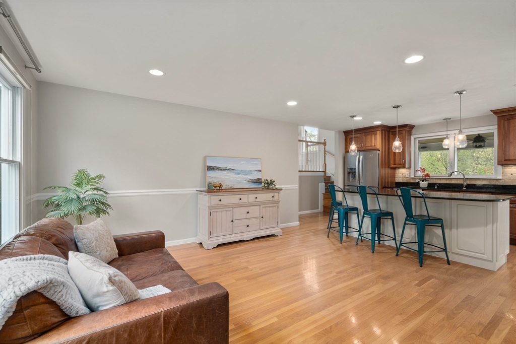 16 Kings Row