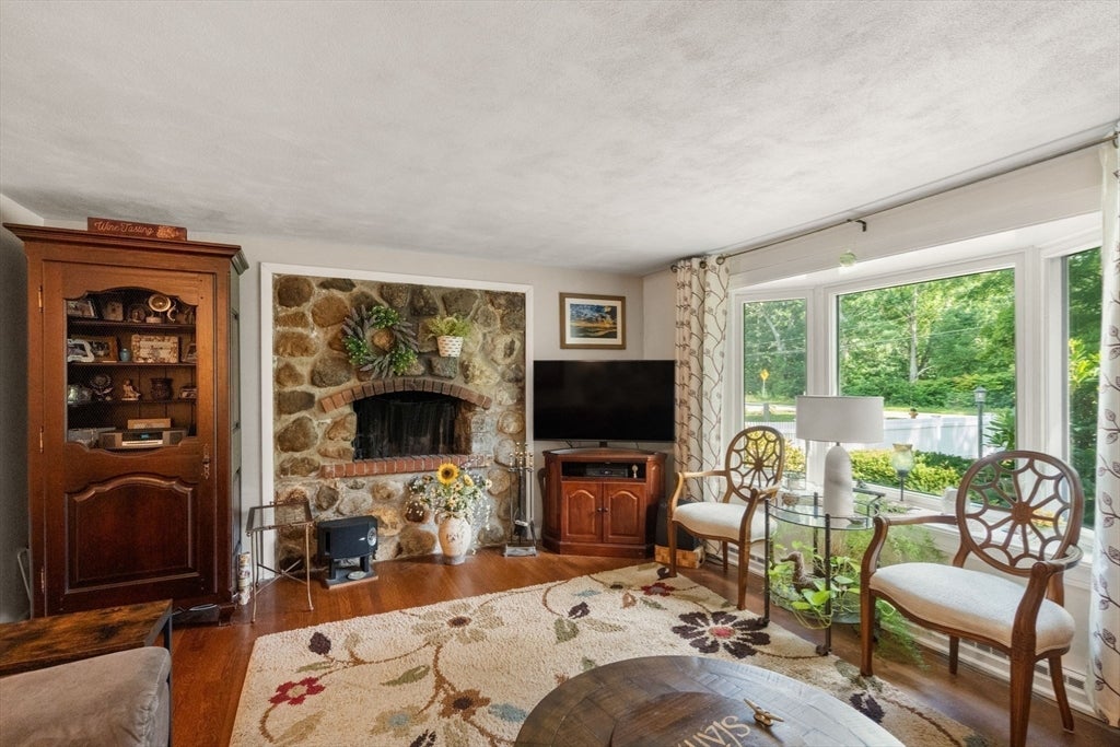 133 Highland Street, Easton, MA Photo #7