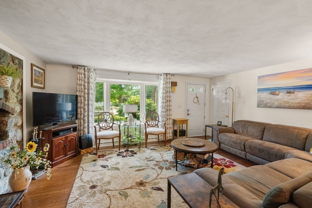 133 Highland Street, Easton, MA Photo #5
