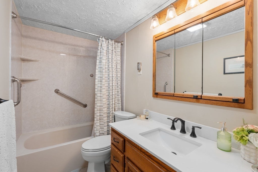 133 Highland Street, Easton, MA Photo #20