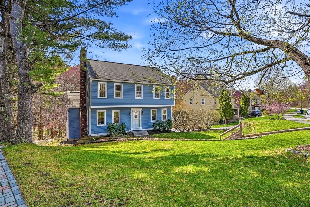 Photo of 61 Hillando Dr, Shrewsbury, MA 01545 (MLS # 73503405)