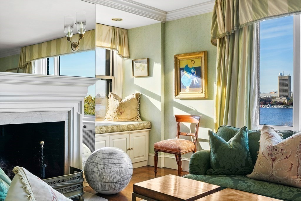 282 Beacon Street 6