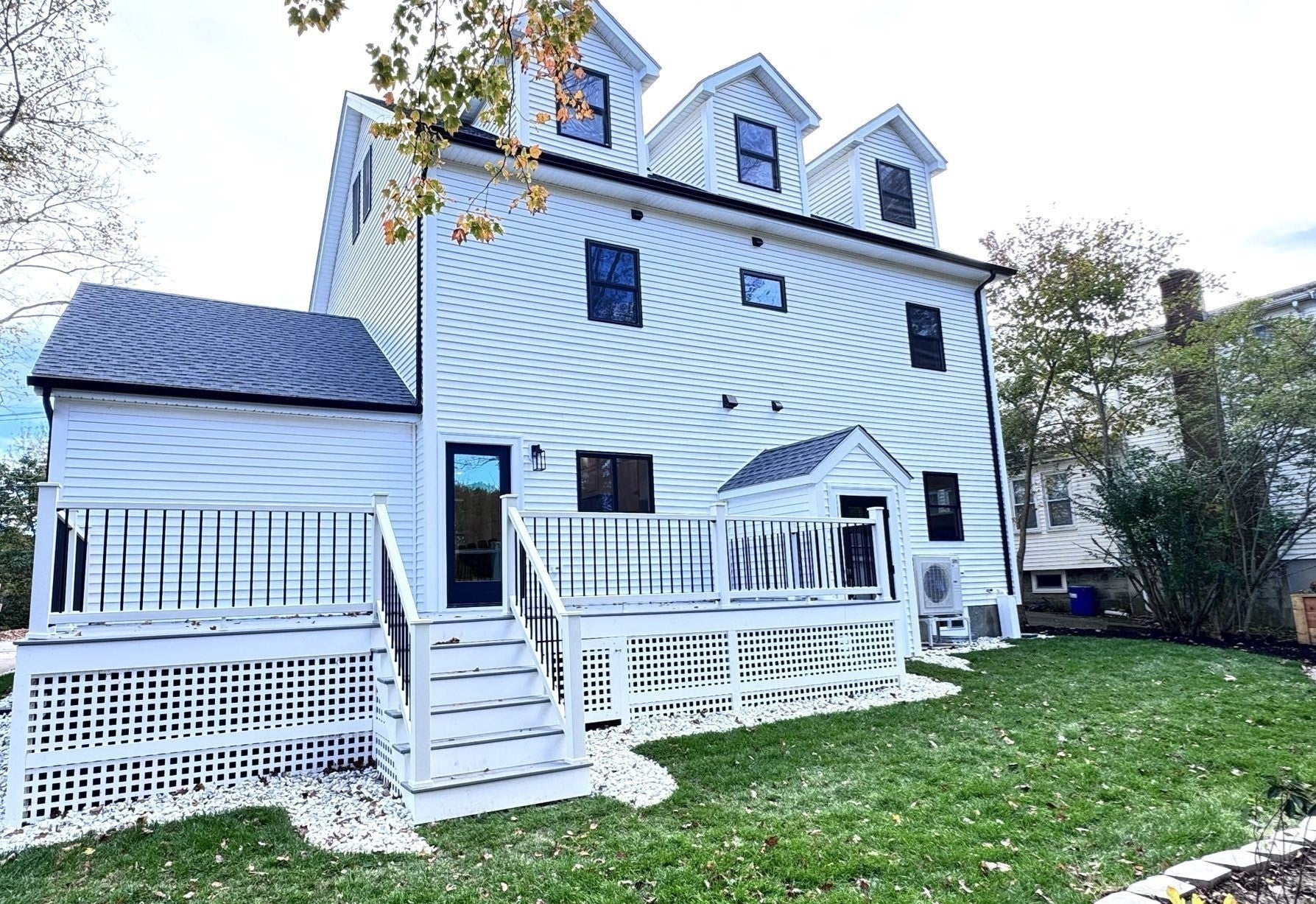 26 Reed St