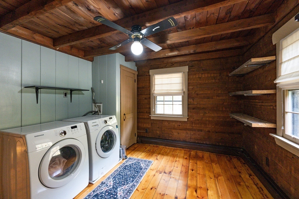 Freetown, Massachusetts 02702, United States, 3 Bedrooms Bedrooms, ,2 BathroomsBathrooms,Residential,Active,219686