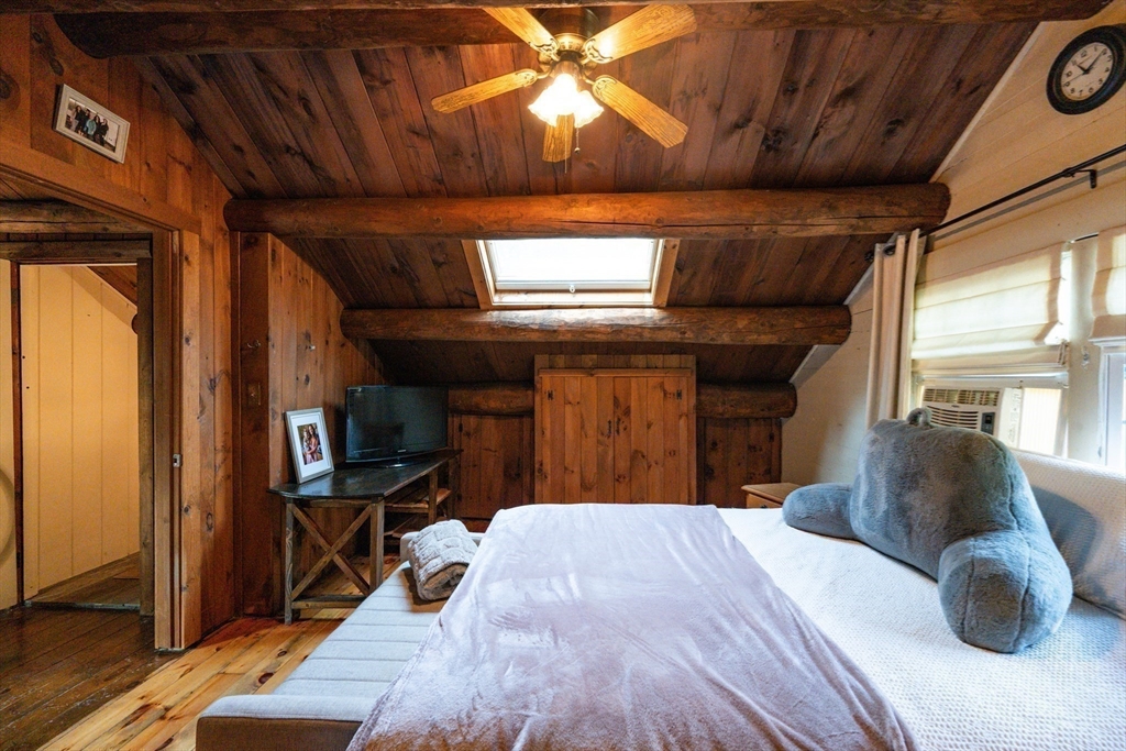 Freetown, Massachusetts 02702, United States, 3 Bedrooms Bedrooms, ,2 BathroomsBathrooms,Residential,Active,219686