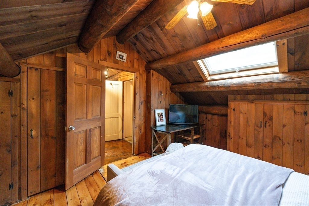 Freetown, Massachusetts 02702, United States, 3 Bedrooms Bedrooms, ,2 BathroomsBathrooms,Residential,Active,219686