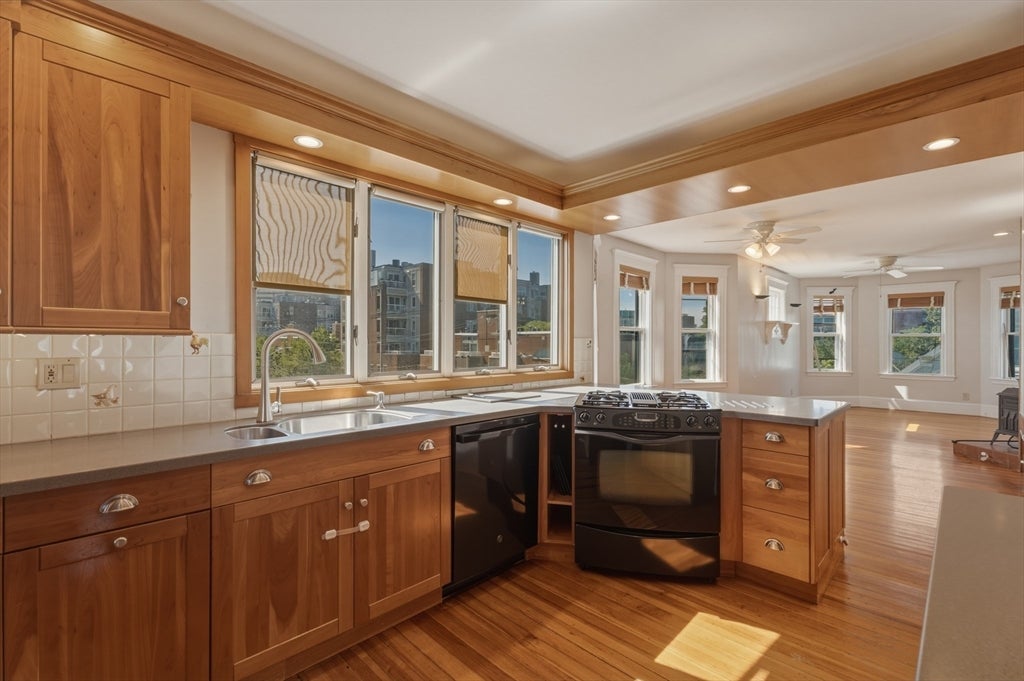 45-47 Chestnut St #3, Cambridge, MA, 45-47 Chestnut St #3, Cambridge, MA Photo #10