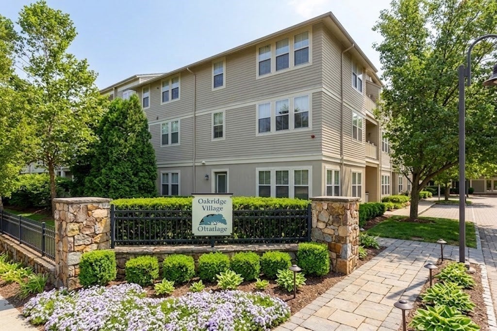 Photo of 2-209 Harvest Drive, North Andover, MA