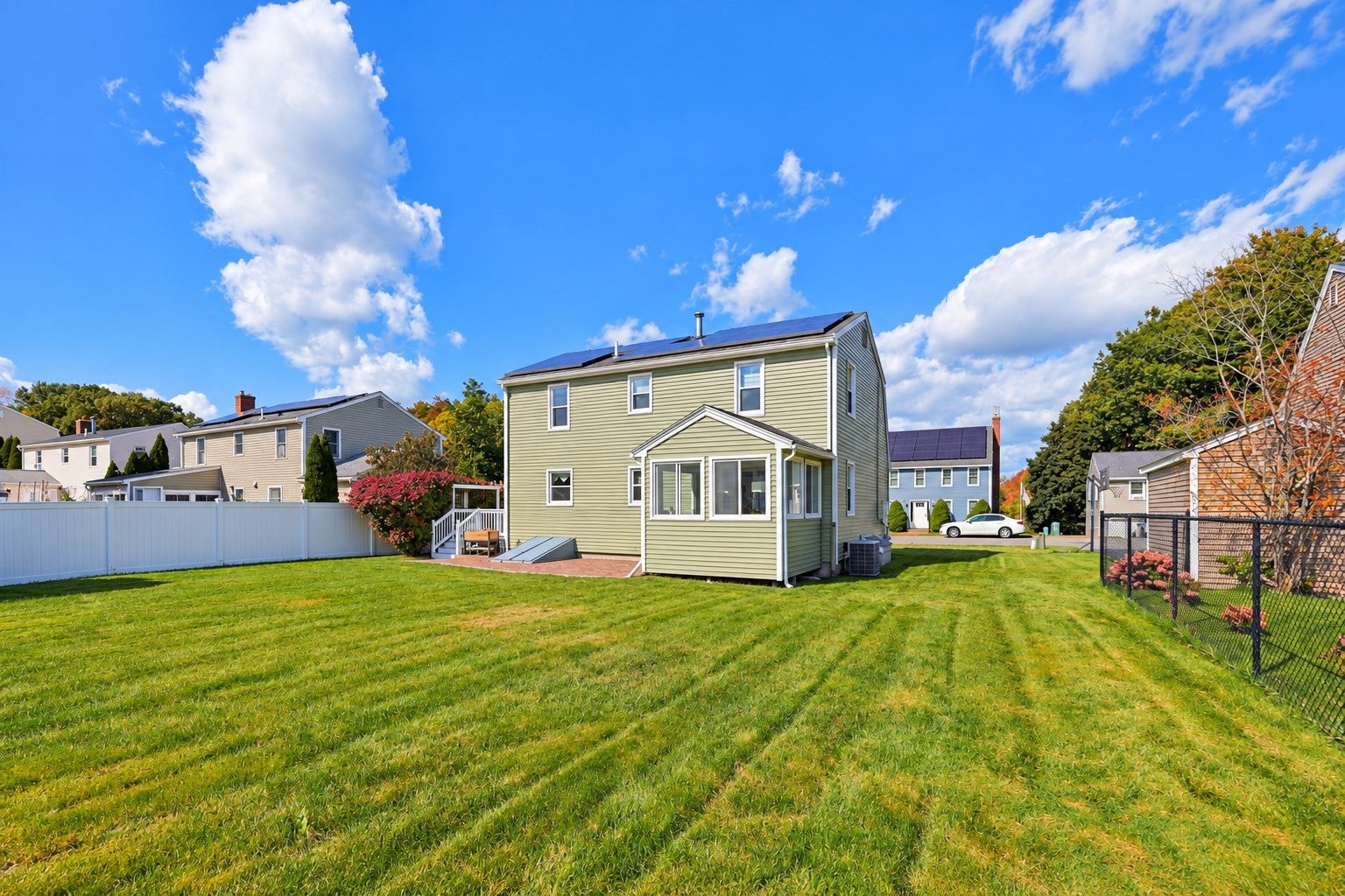 26 Crestwood Cir