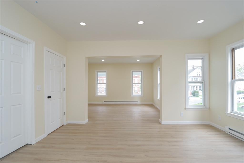 109-111 Brown Ave, Holyoke, MA, 109-111 Brown Ave, Holyoke, MA Photo #6