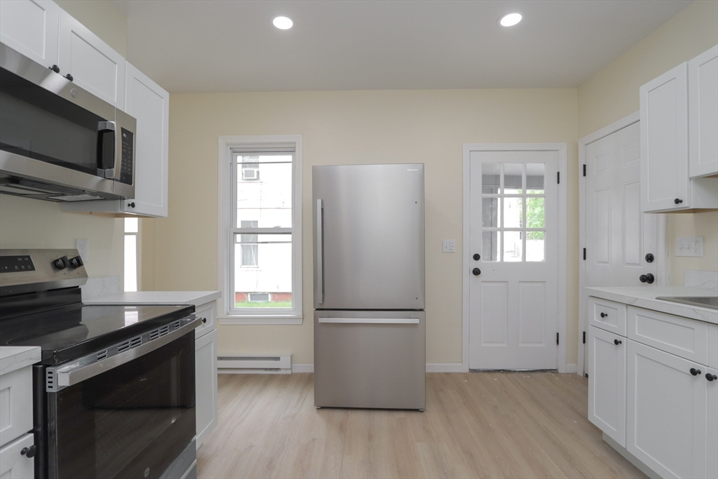 109-111 Brown Ave, Holyoke, MA, 109-111 Brown Ave, Holyoke, MA Photo #18