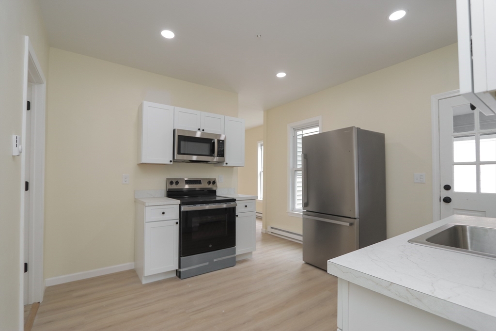 109-111 Brown Ave, Holyoke, MA, 109-111 Brown Ave, Holyoke, MA Photo #14