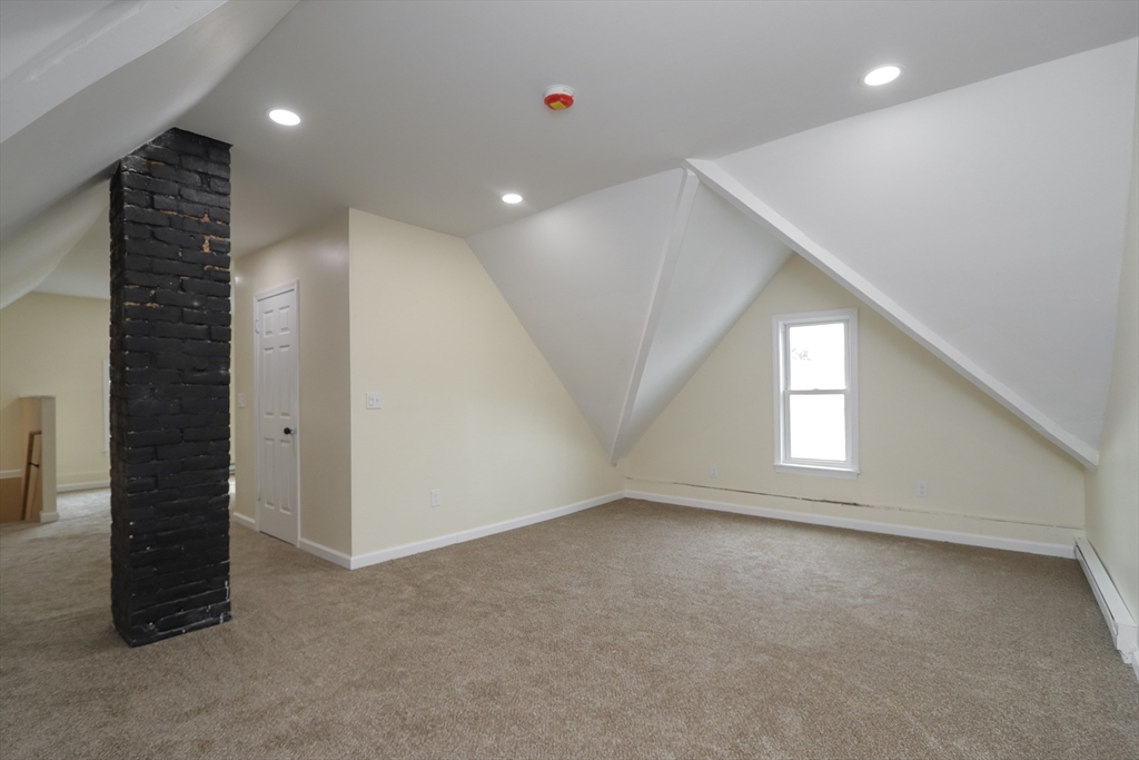 109-111 Brown Ave, Holyoke, MA, 109-111 Brown Ave, Holyoke, MA Photo #30