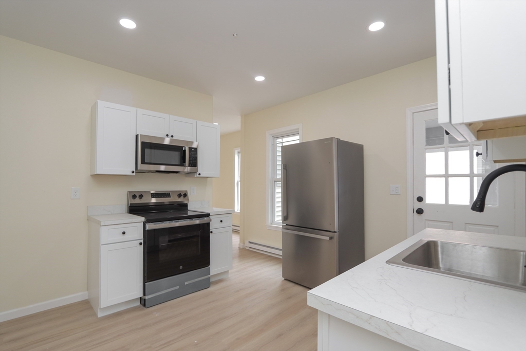 109-111 Brown Ave, Holyoke, MA, 109-111 Brown Ave, Holyoke, MA Photo #16