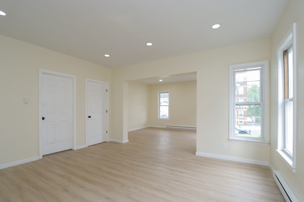 109-111 Brown Ave, Holyoke, MA, 109-111 Brown Ave, Holyoke, MA Photo #5