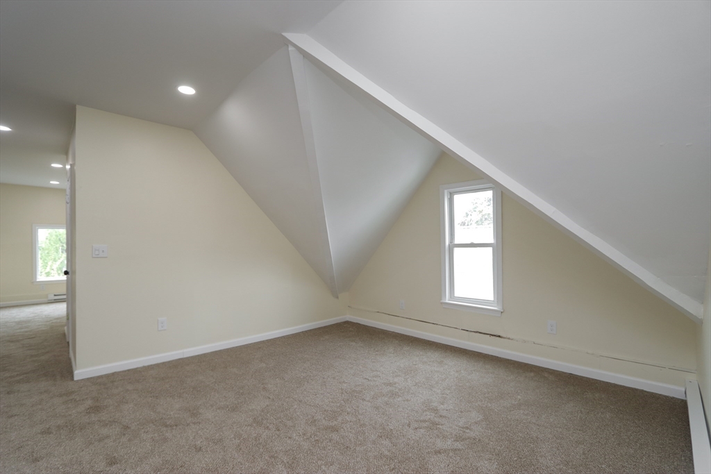 109-111 Brown Ave, Holyoke, MA, 109-111 Brown Ave, Holyoke, MA Photo #32