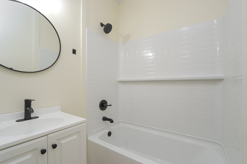 109-111 Brown Ave, Holyoke, MA, 109-111 Brown Ave, Holyoke, MA Photo #22