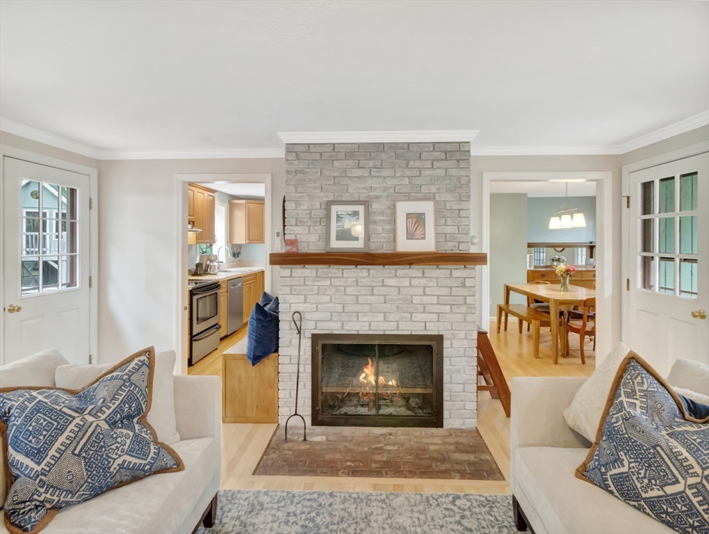 5 Juniper Dr, Mansfield, MA Photo #6