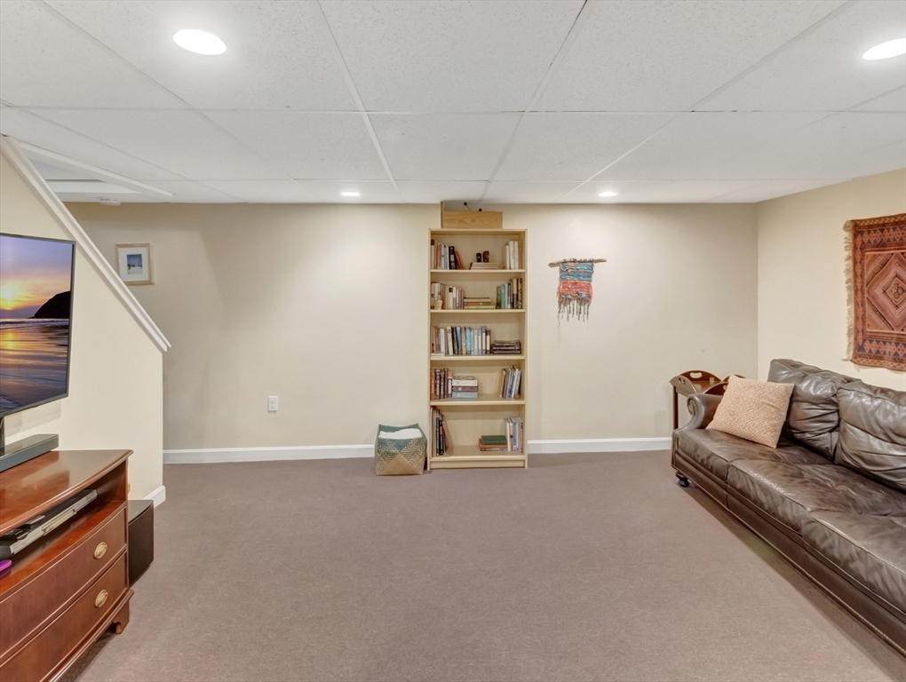 5 Juniper Dr, Mansfield, MA Photo #26