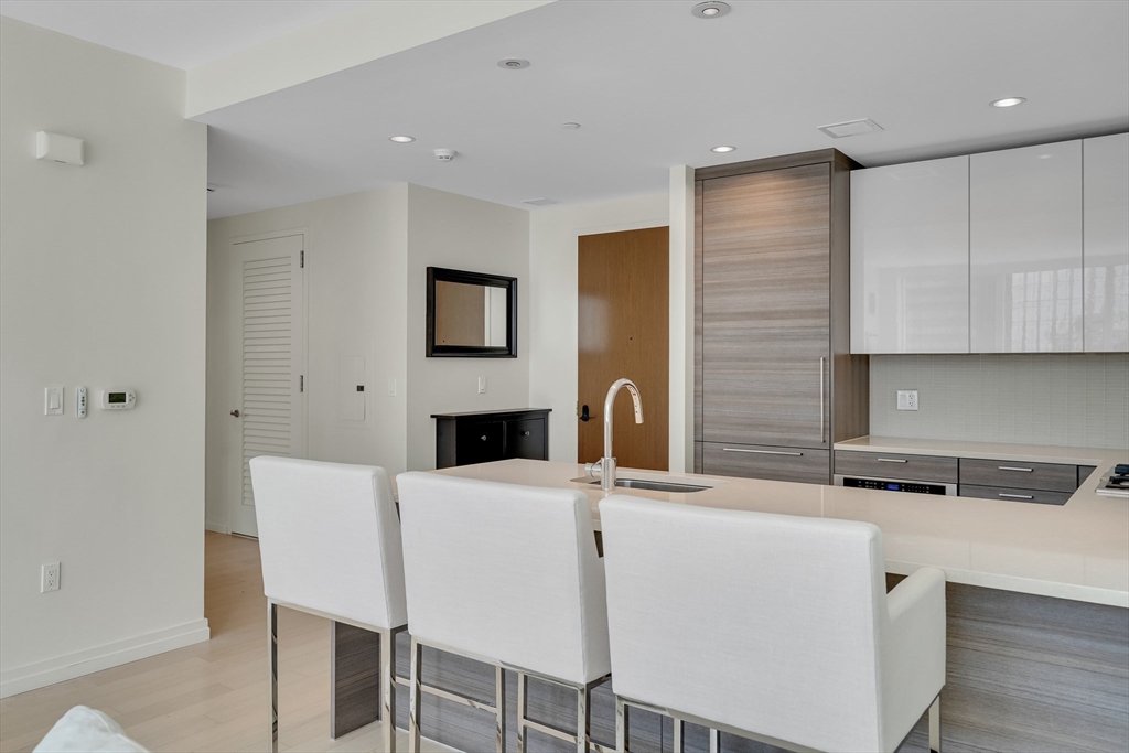 1 Franklin St 2309