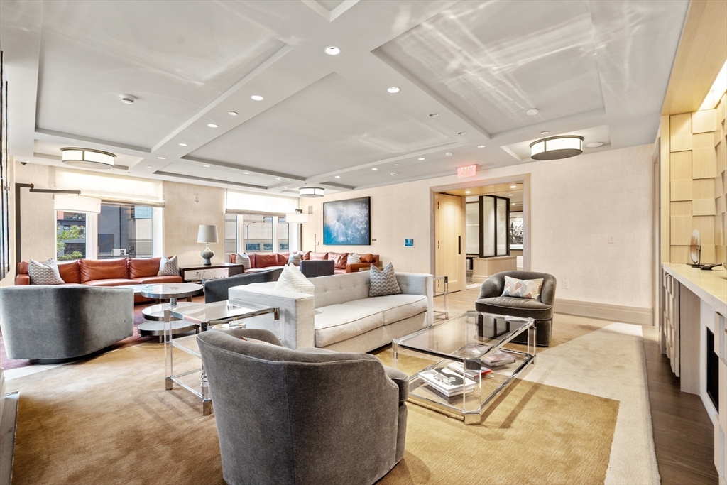 100 Lovejoy Wharf #7J, Boston, MA Photo #14