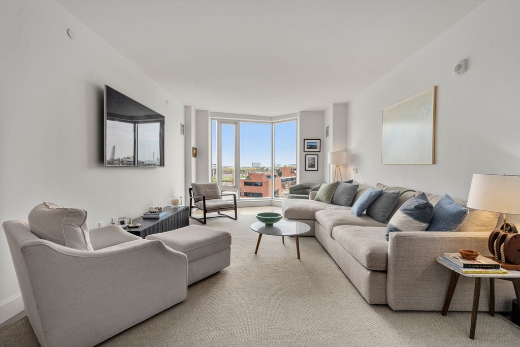 100 Lovejoy Wharf #7J, Boston, MA Photo #1