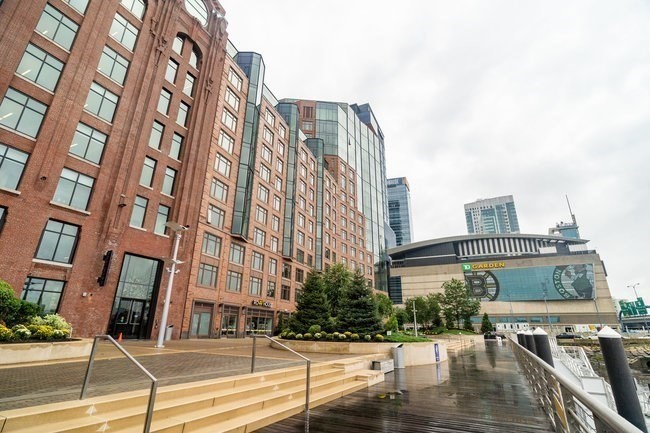 100 Lovejoy Wharf #7J, Boston, MA Photo #23