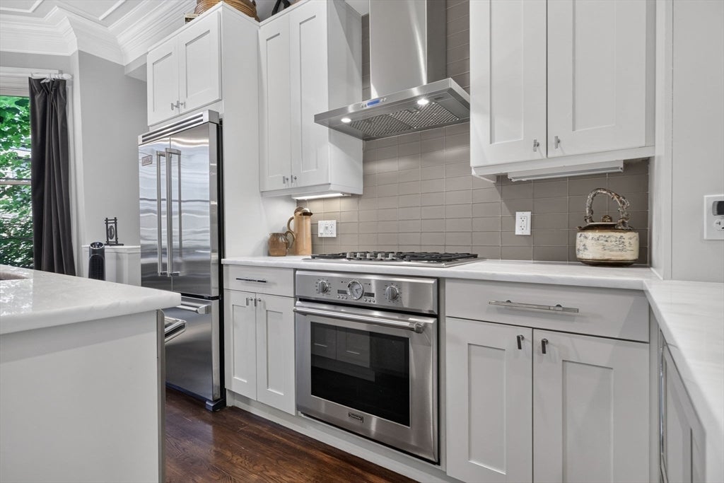 14 Hereford ST #1, Boston, MA Photo #4