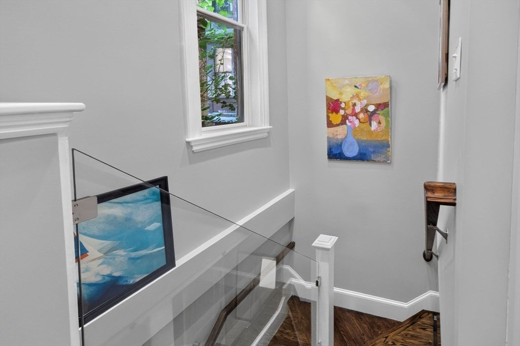 14 Hereford ST #1, Boston, MA Photo #11