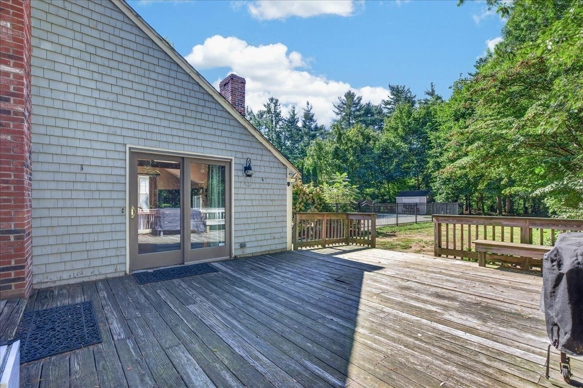 20 Tara Dr, Pembroke, MA, 20 Tara Dr, Pembroke, MA Photo #35