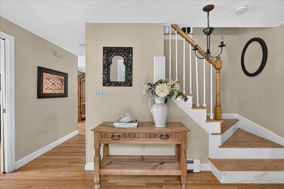 20 Tara Dr, Pembroke, MA, 20 Tara Dr, Pembroke, MA Photo #5